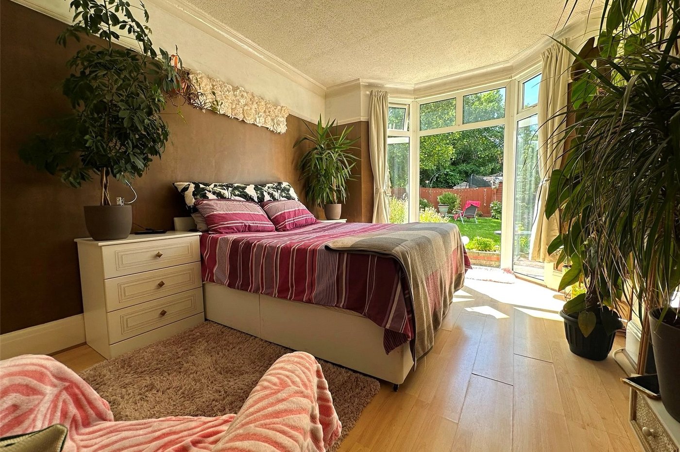 1 bedroom property for sale in London | Robinson Jackson