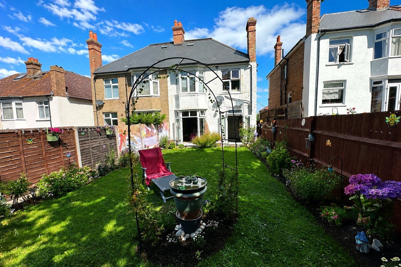 1 bedroom property for sale in London | Robinson Jackson