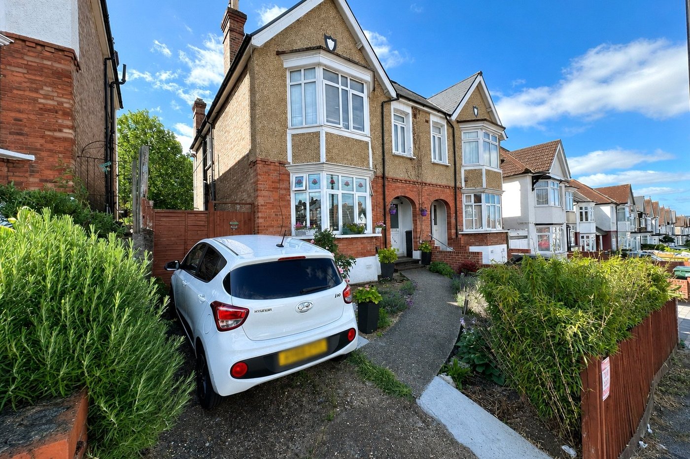 1 bedroom property for sale in London | Robinson Jackson
