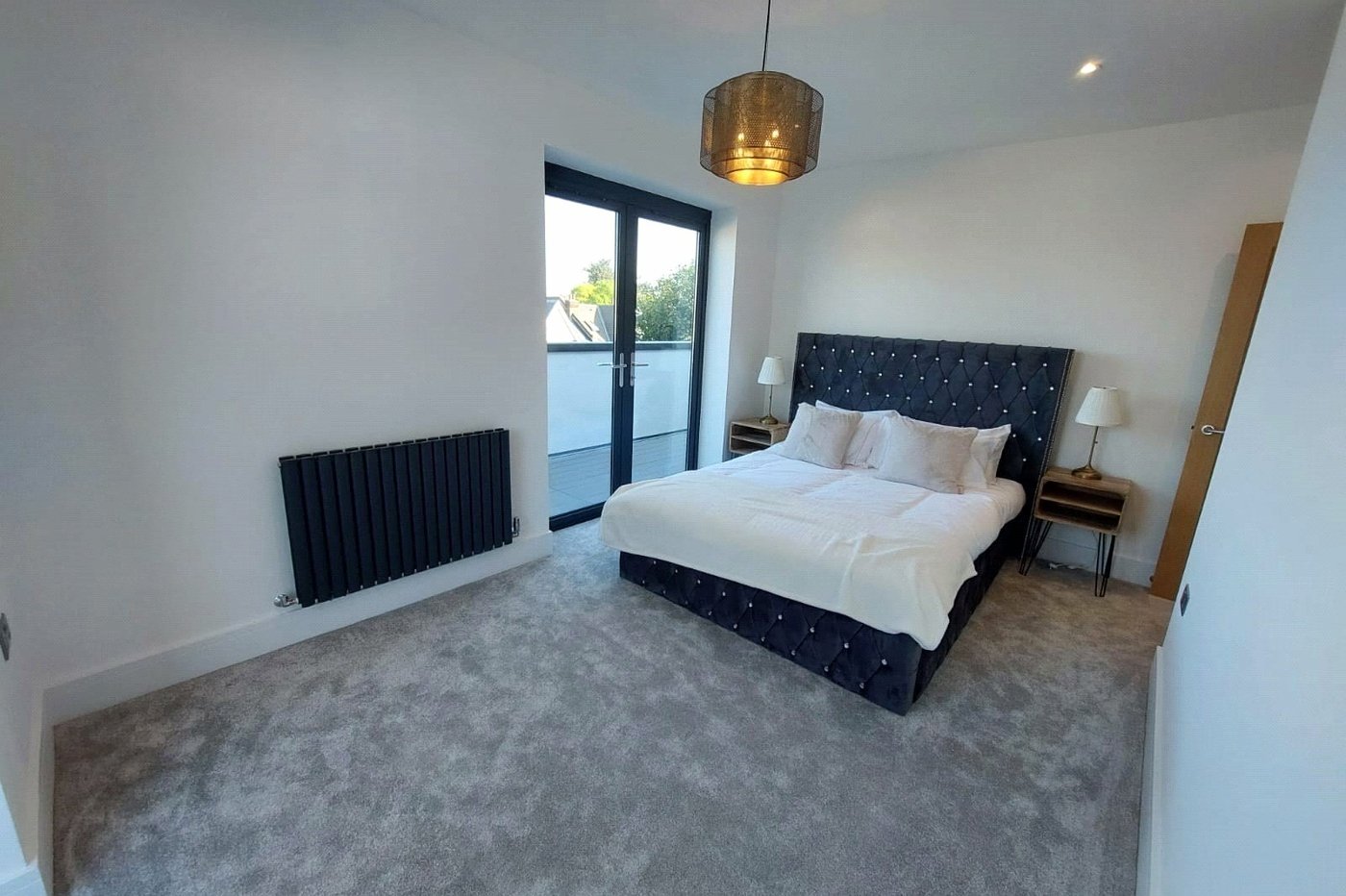 2 bedroom property for sale in London | Robinson Jackson