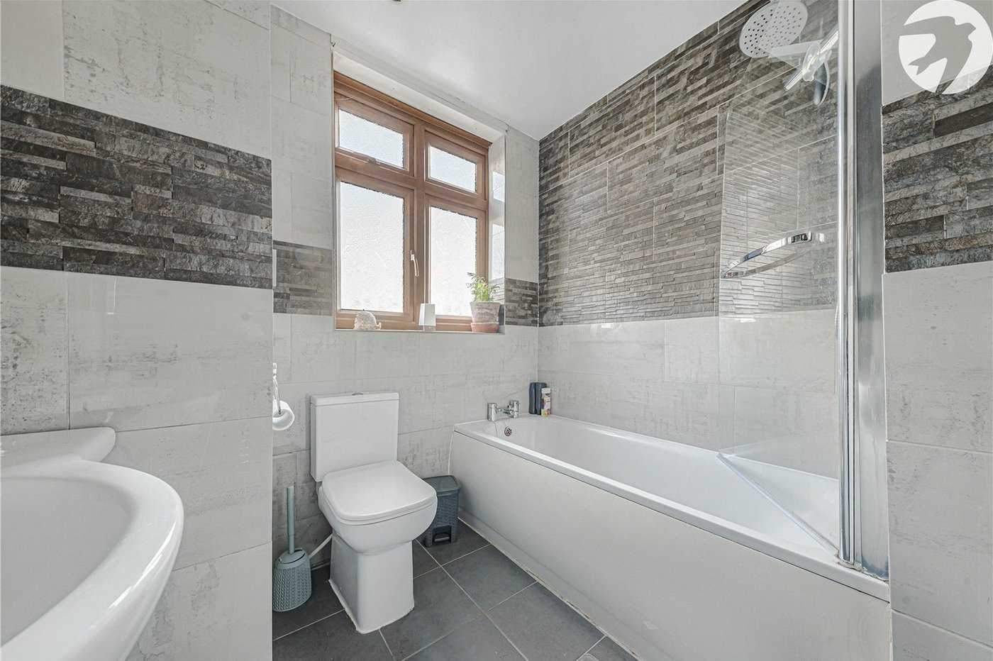 4 bedroom house for sale in London | Robinson Jackson