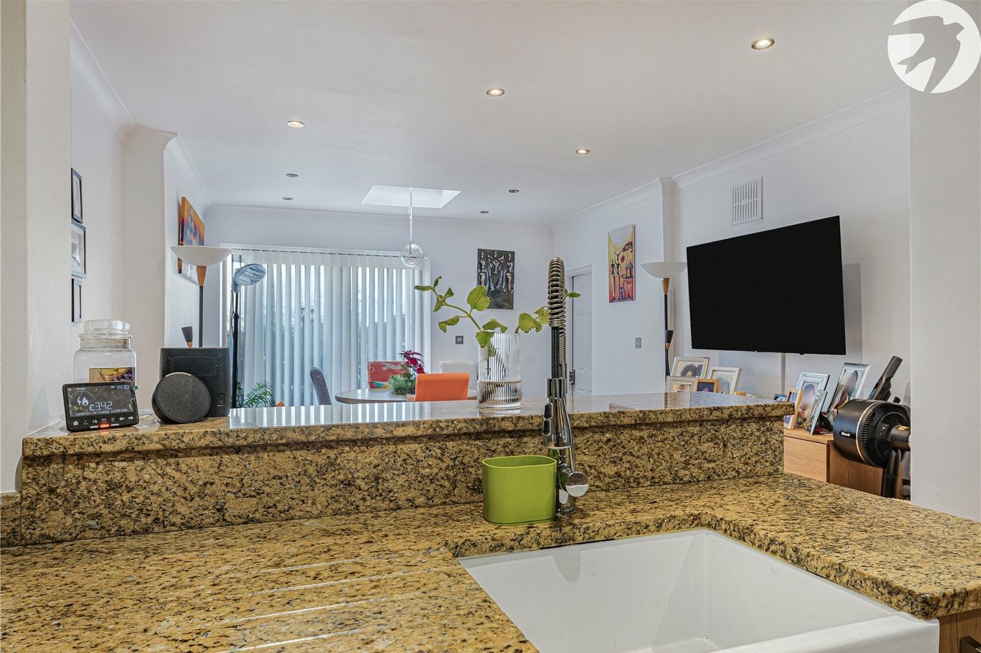 4 bedroom house for sale in London | Robinson Jackson