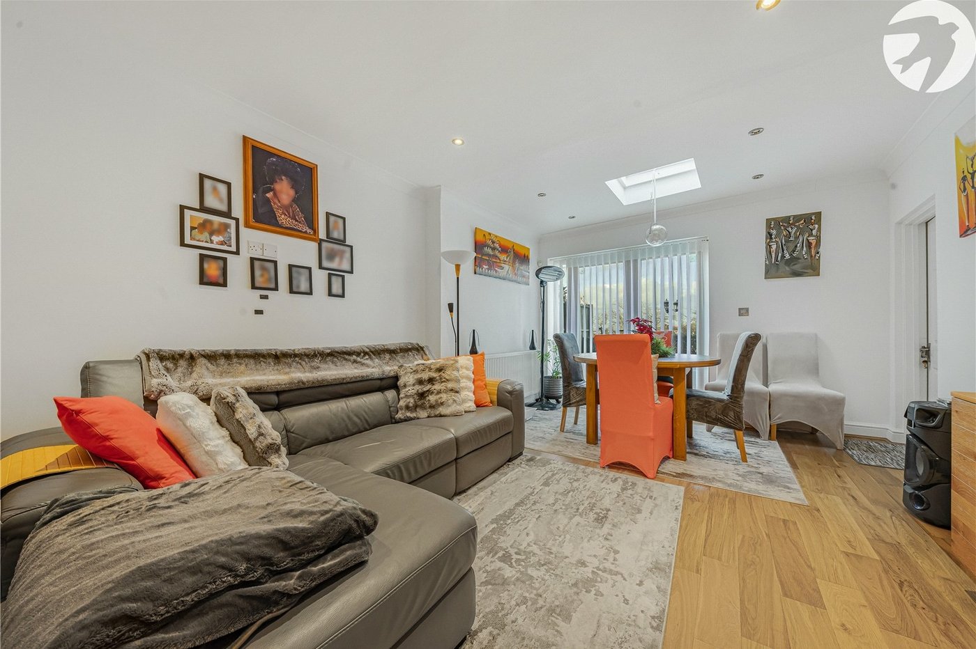 4 bedroom house for sale in London | Robinson Jackson