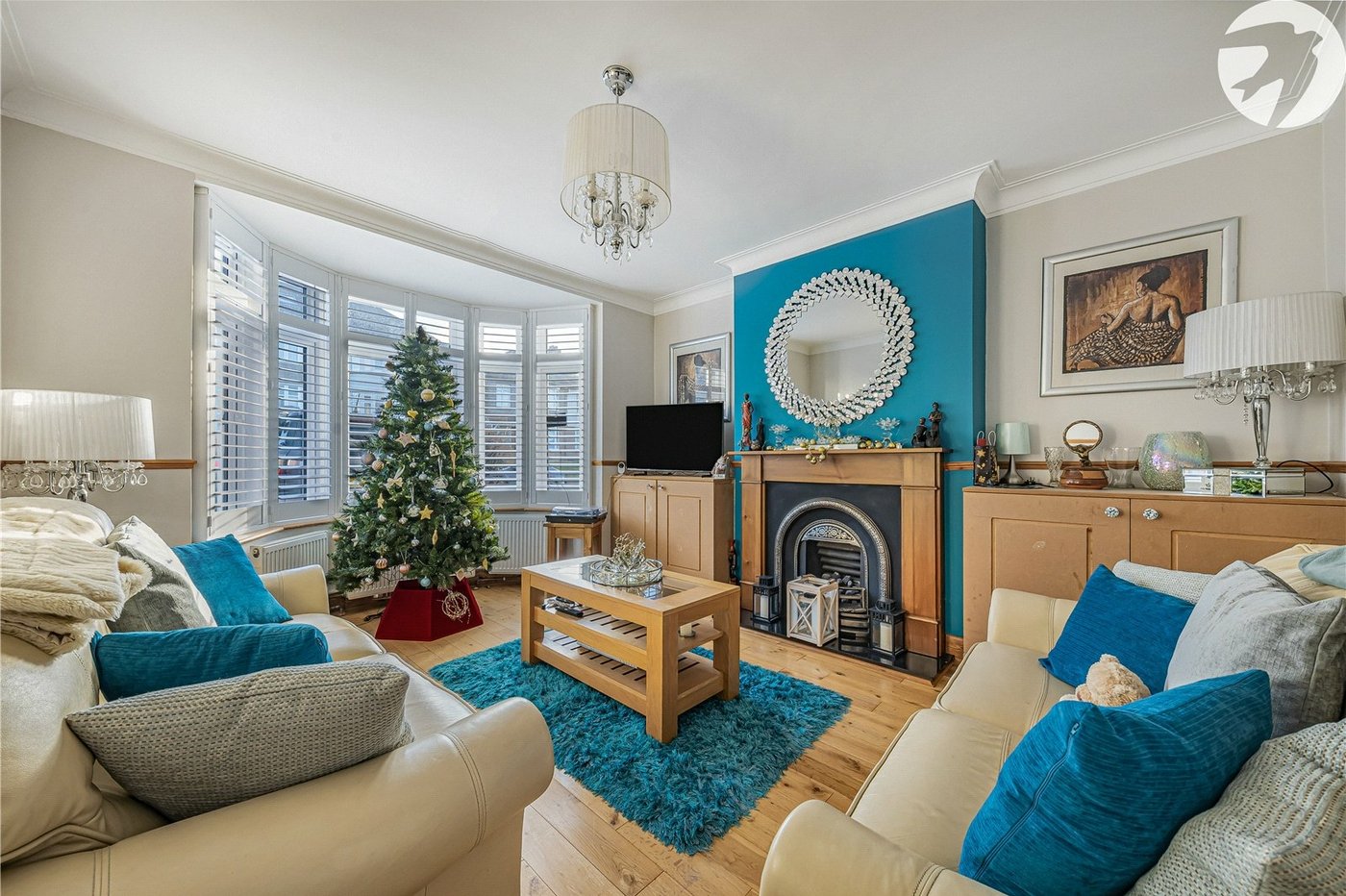 4 bedroom house for sale in London | Robinson Jackson