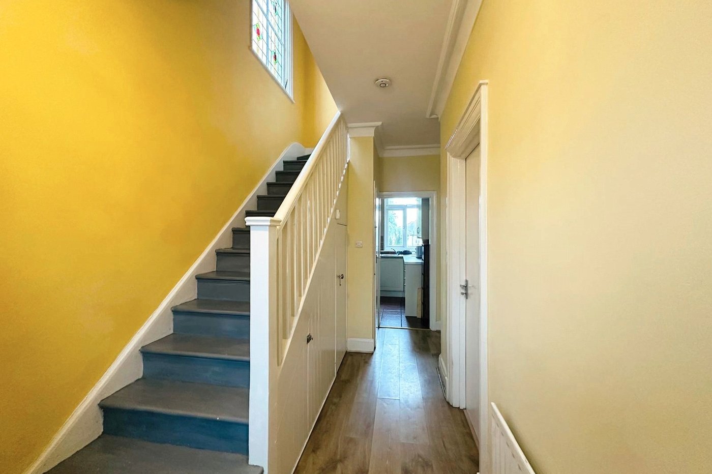 3 bedroom house for sale in London | Robinson Jackson