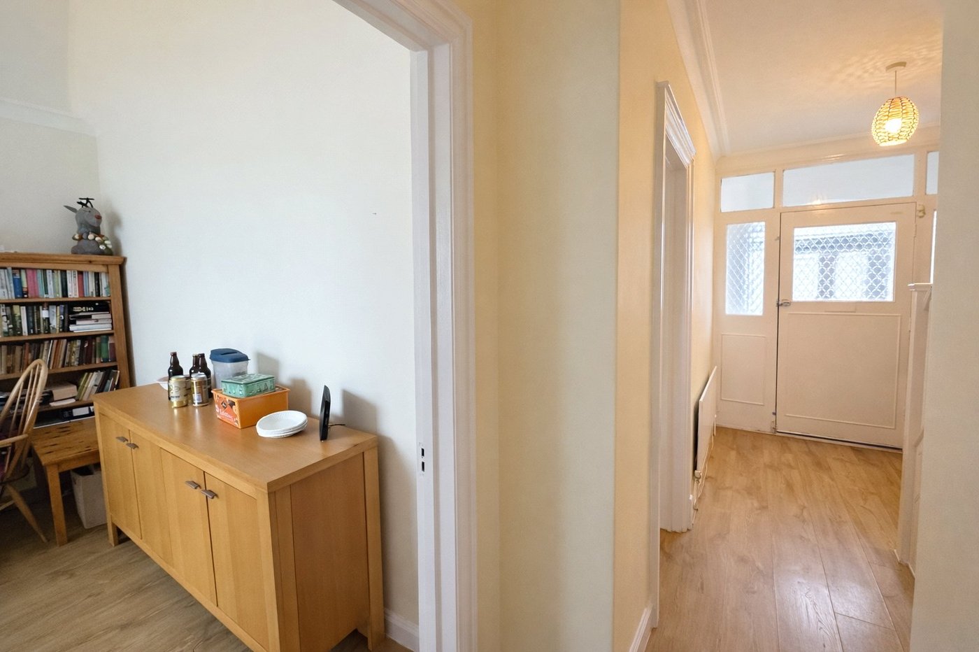 3 bedroom house for sale in London | Robinson Jackson