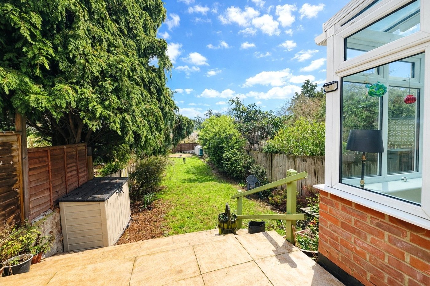 3 bedroom house for sale in London | Robinson Jackson