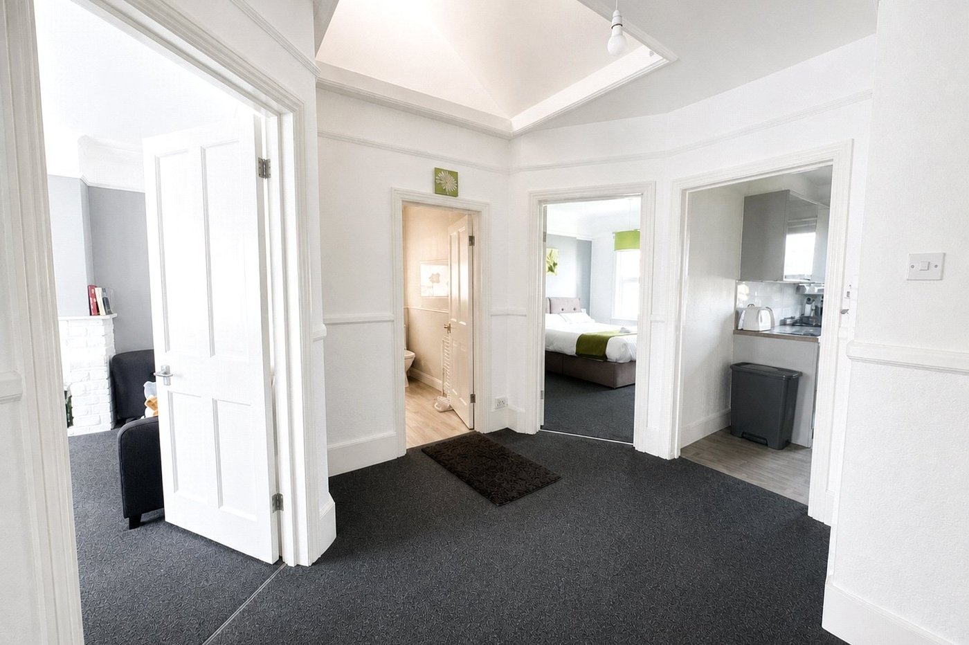2 bedroom property for sale in London | Robinson Jackson