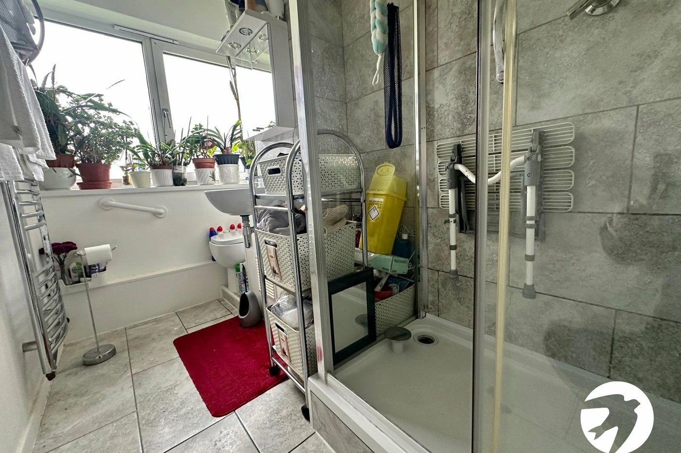 2 bedroom property for sale in London | Robinson Jackson