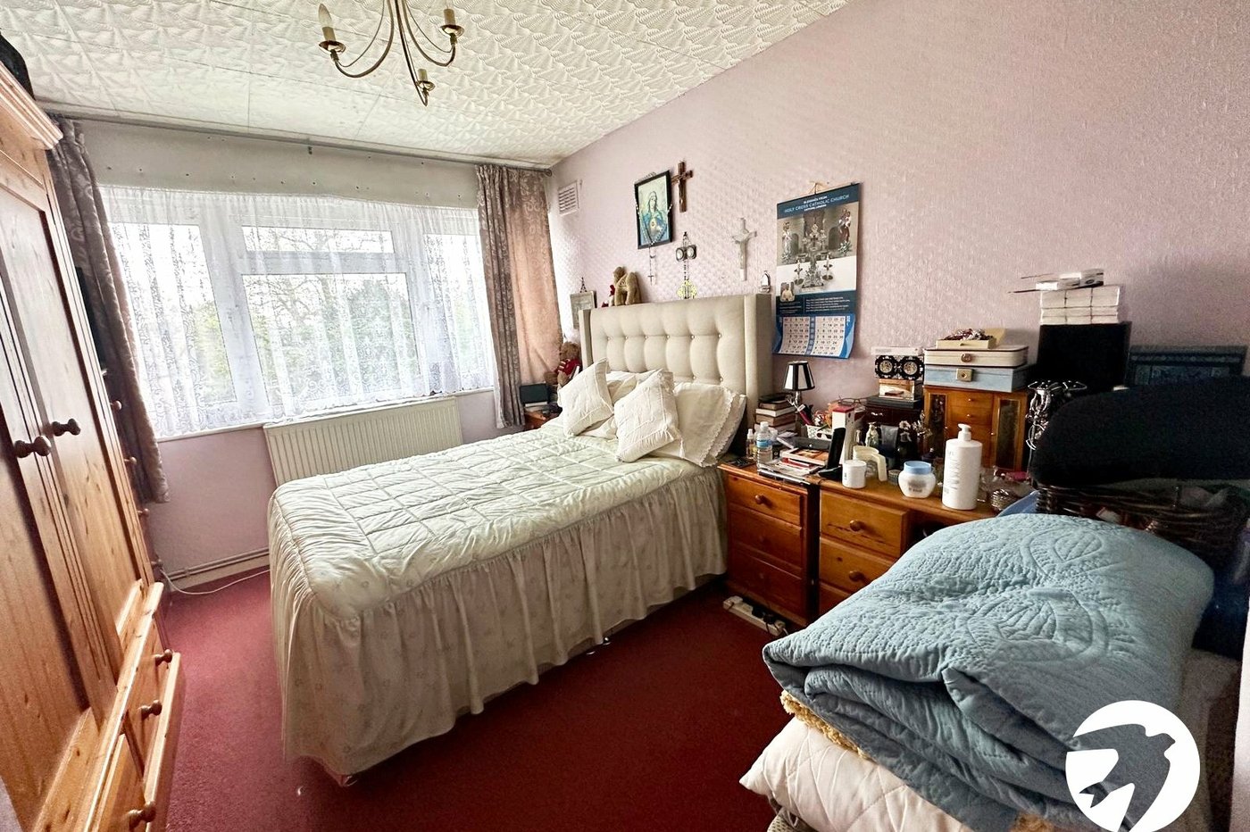 2 bedroom property for sale in London | Robinson Jackson