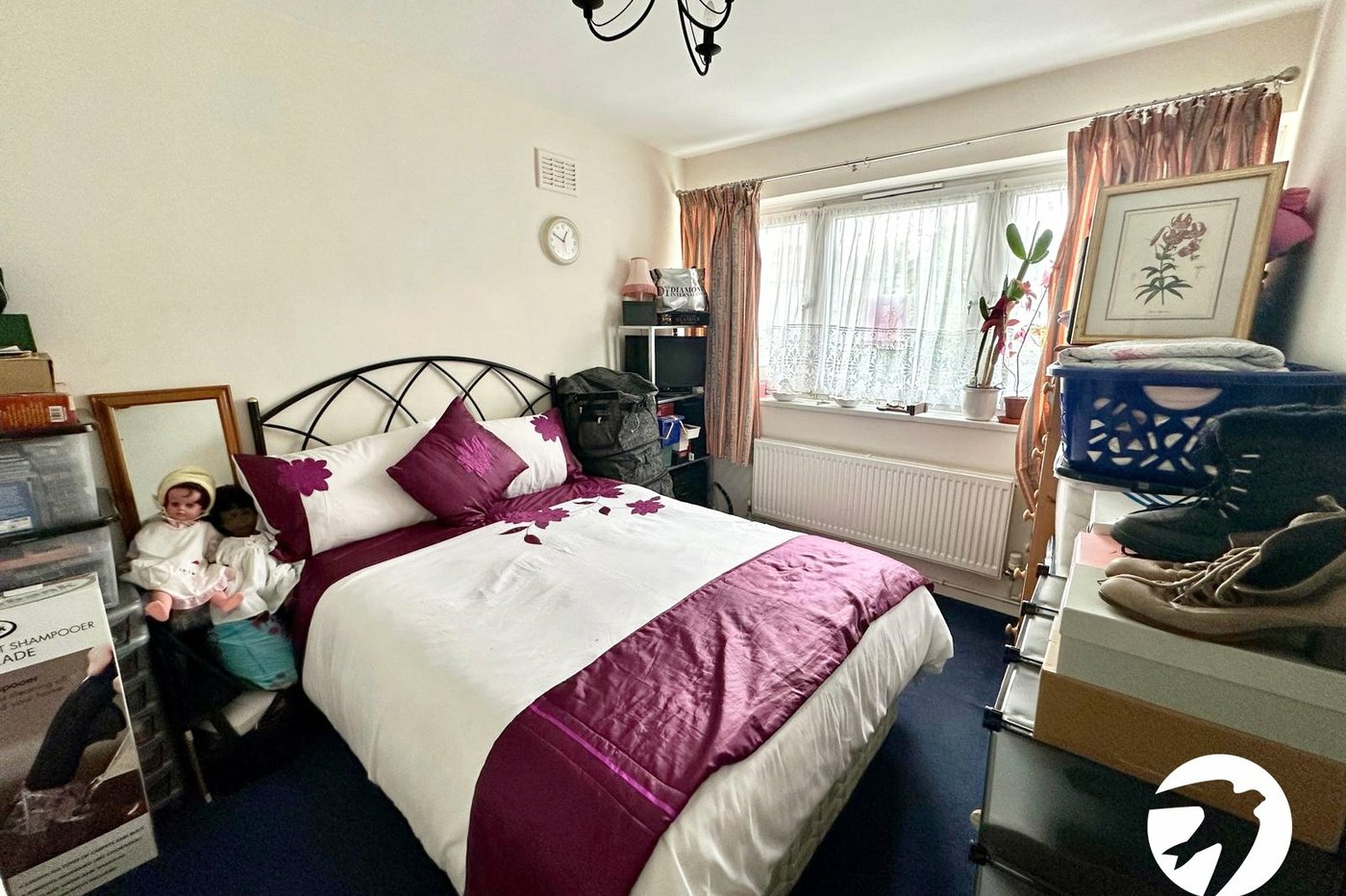 2 bedroom property for sale in London | Robinson Jackson