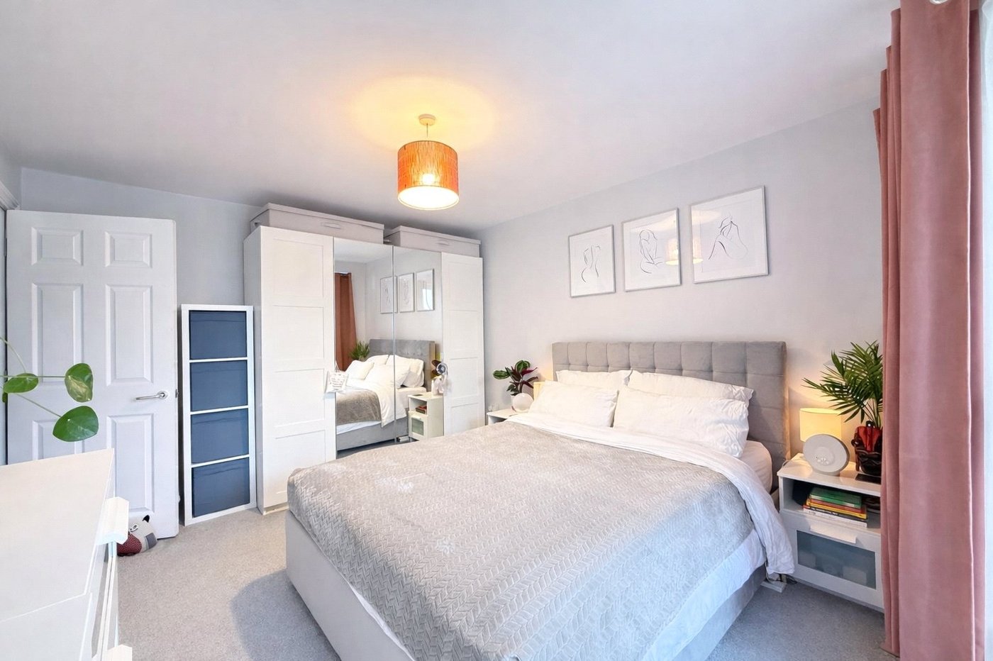 1 bedroom property for sale in London | Robinson Jackson