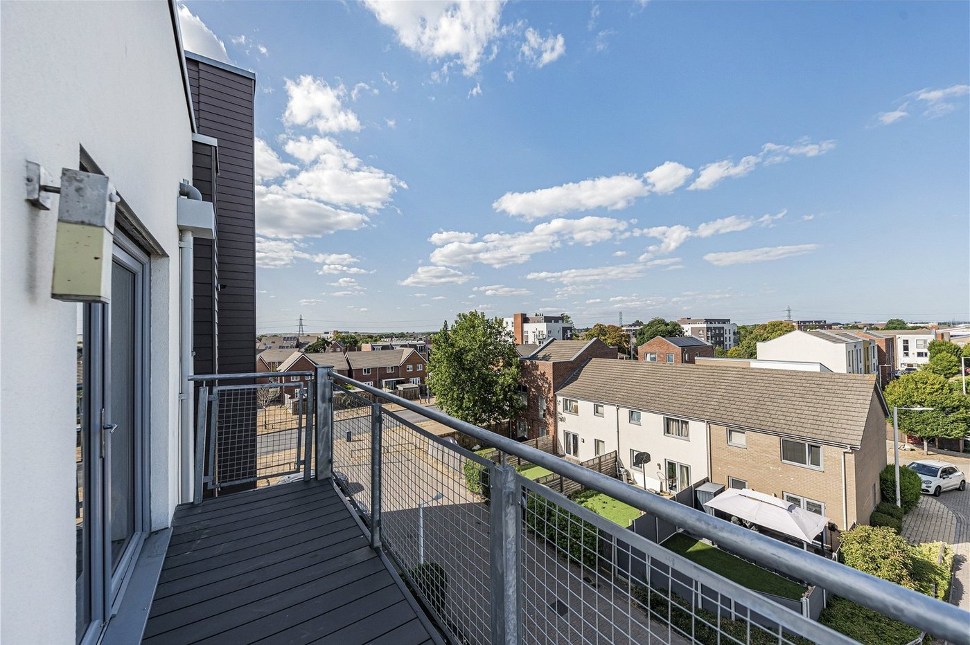 2 bedroom property for sale in Dartford | Robinson Jackson