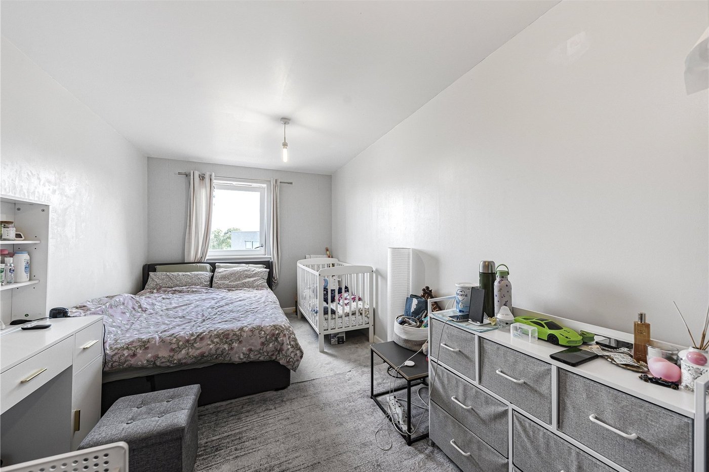 2 bedroom property for sale in Dartford | Robinson Jackson