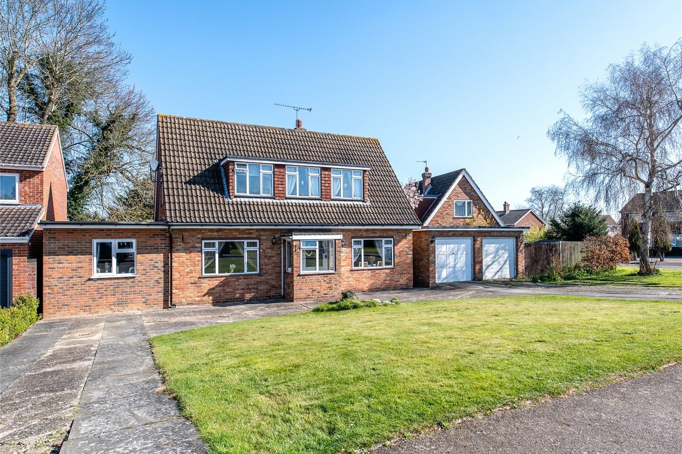 4 bedroom house for sale in Longfield | Robinson Michael & Jackson