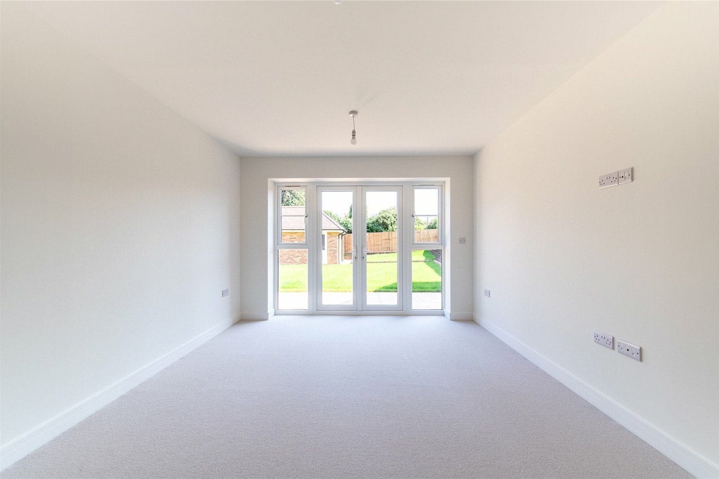 4 bedroom house for sale in Rainham | Robinson Michael & Jackson