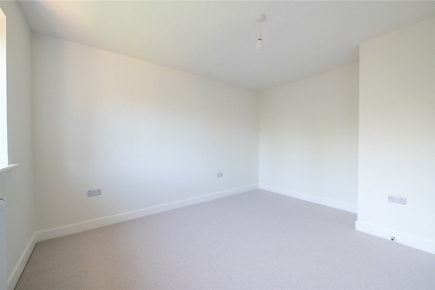 4 bedroom house for sale in Rainham | Robinson Michael & Jackson