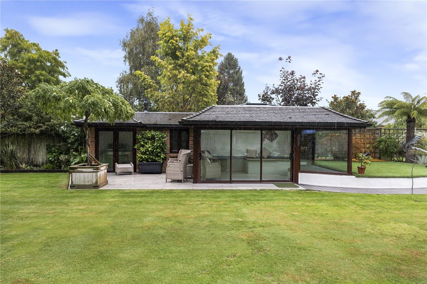 4 bedroom bungalow for sale in Rainham | Robinson Michael & Jackson