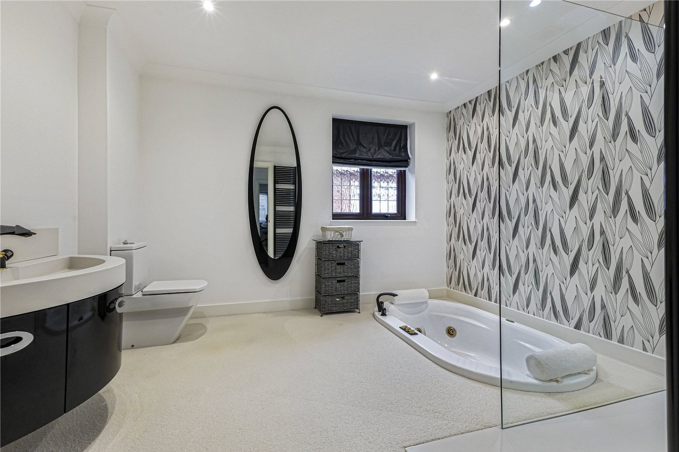 4 bedroom bungalow for sale in Rainham | Robinson Michael & Jackson