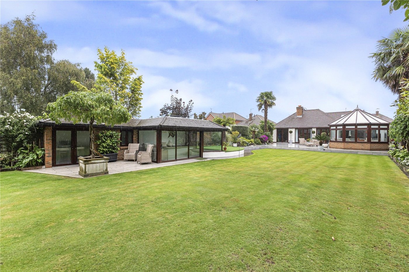 4 bedroom bungalow for sale in Rainham | Robinson Michael & Jackson