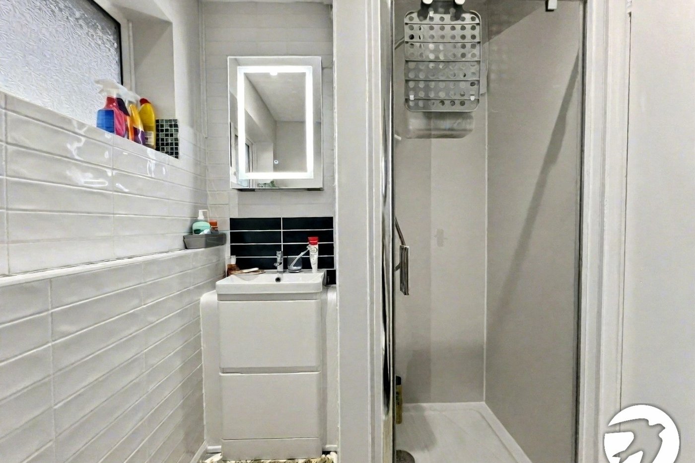 3 bedroom house for sale in Rochester | Robinson Michael & Jackson