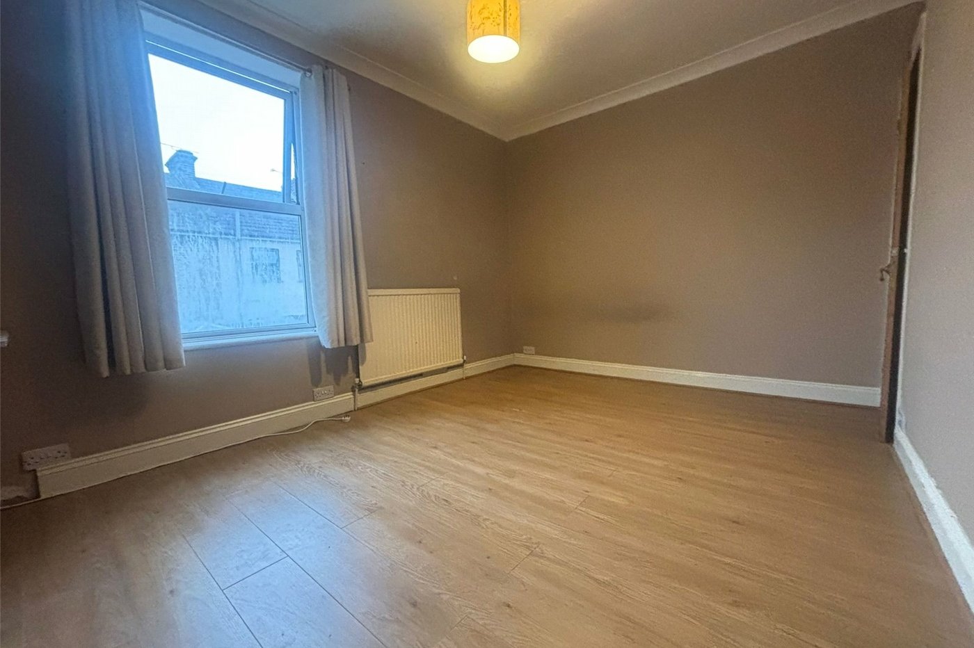 2 bedroom house for sale in Gravesend | Robinson Michael & Jackson