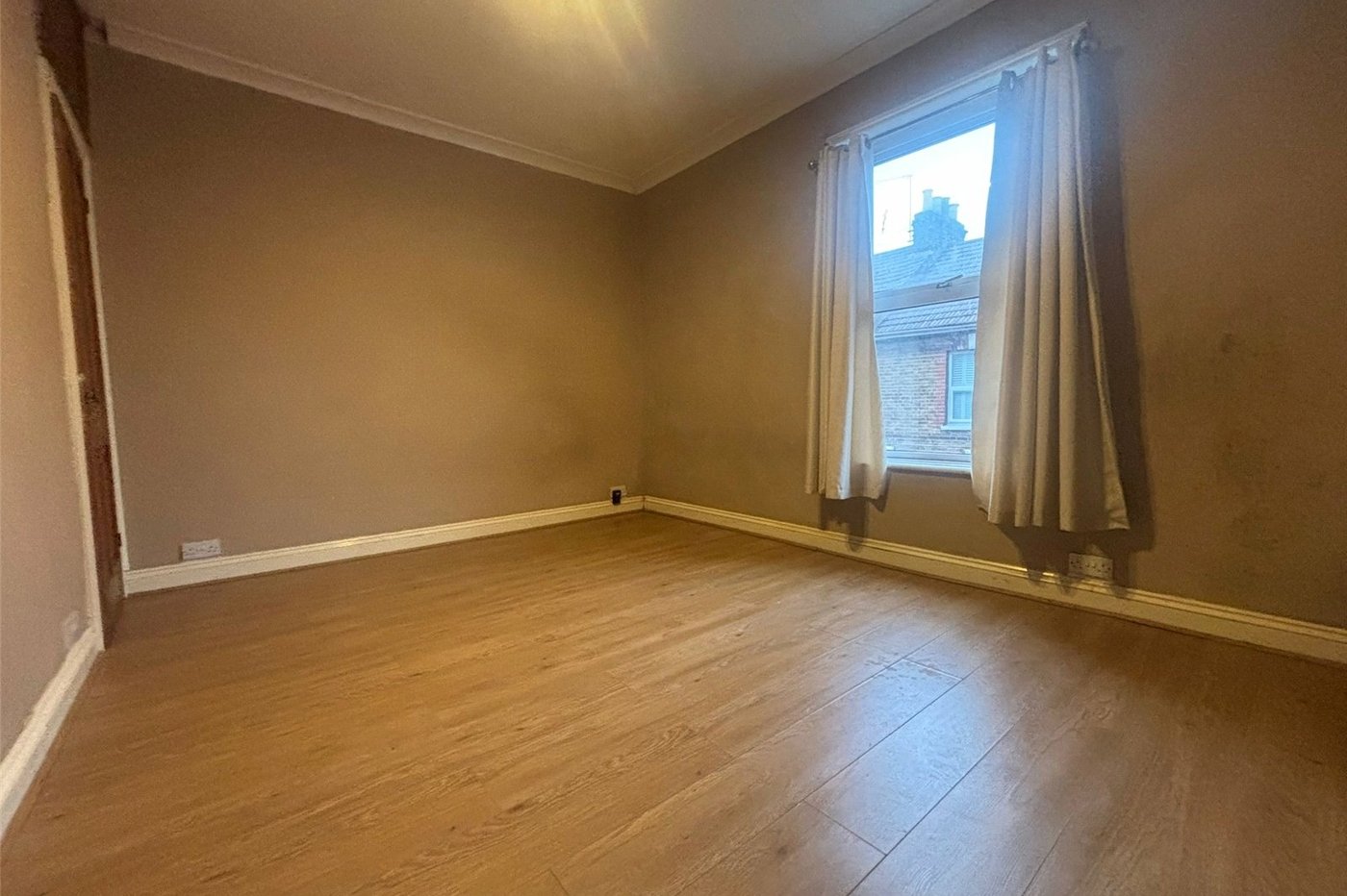 2 bedroom house for sale in Gravesend | Robinson Michael & Jackson