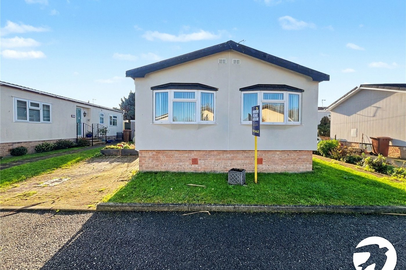 2 bedroom bungalow for sale in Vicarage Lane | Robinson Michael & Jackson