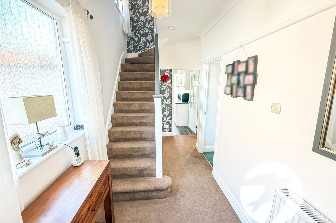 3 bedroom house for sale in London | Robinson Jackson