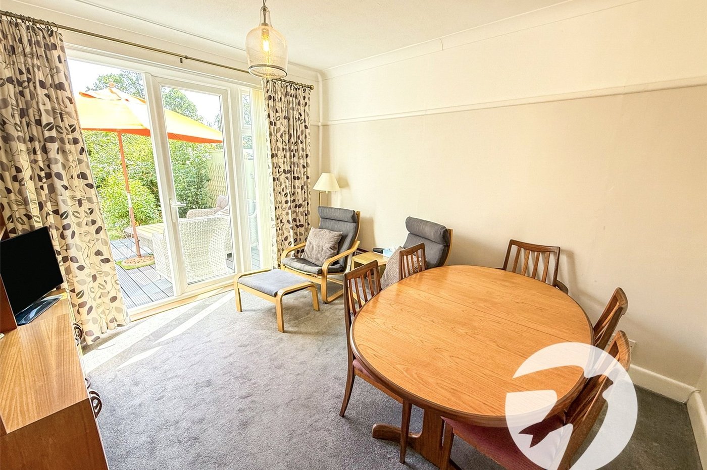 3 bedroom house for sale in London | Robinson Jackson