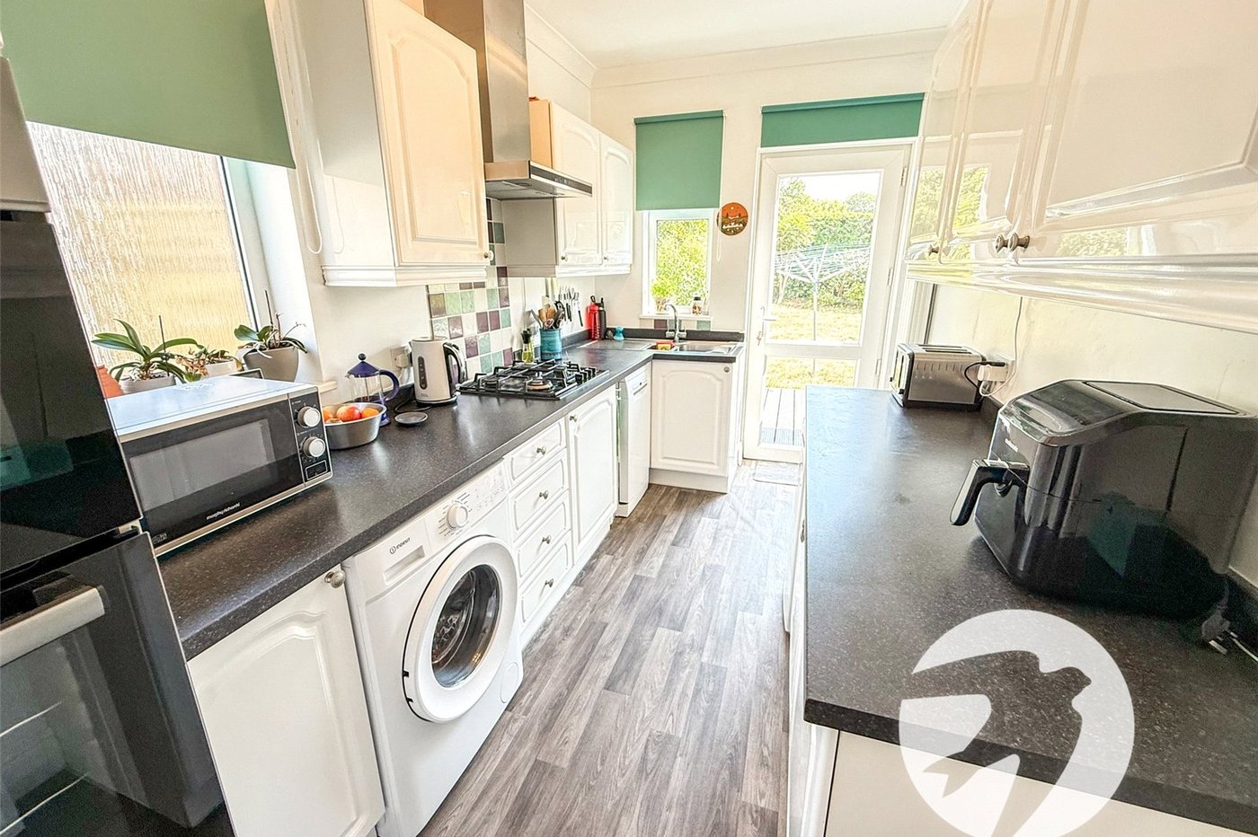 3 bedroom house for sale in London | Robinson Jackson