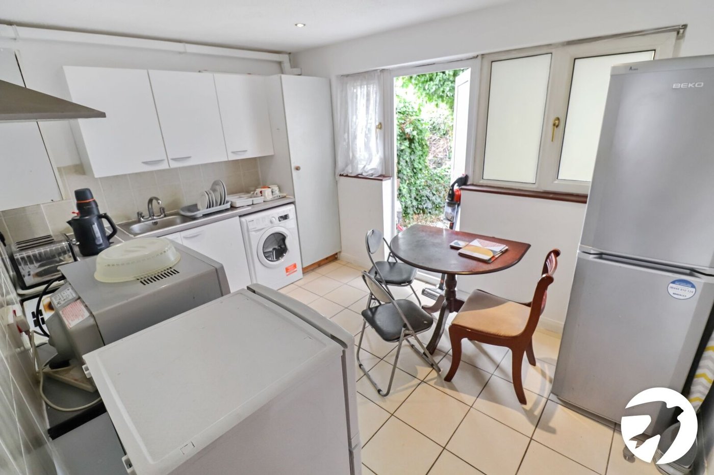 2 bedroom house for sale in London | Robinson Jackson