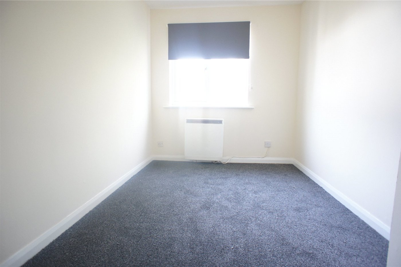 2 bedroom property for sale in Thamesmead | Robinson Jackson