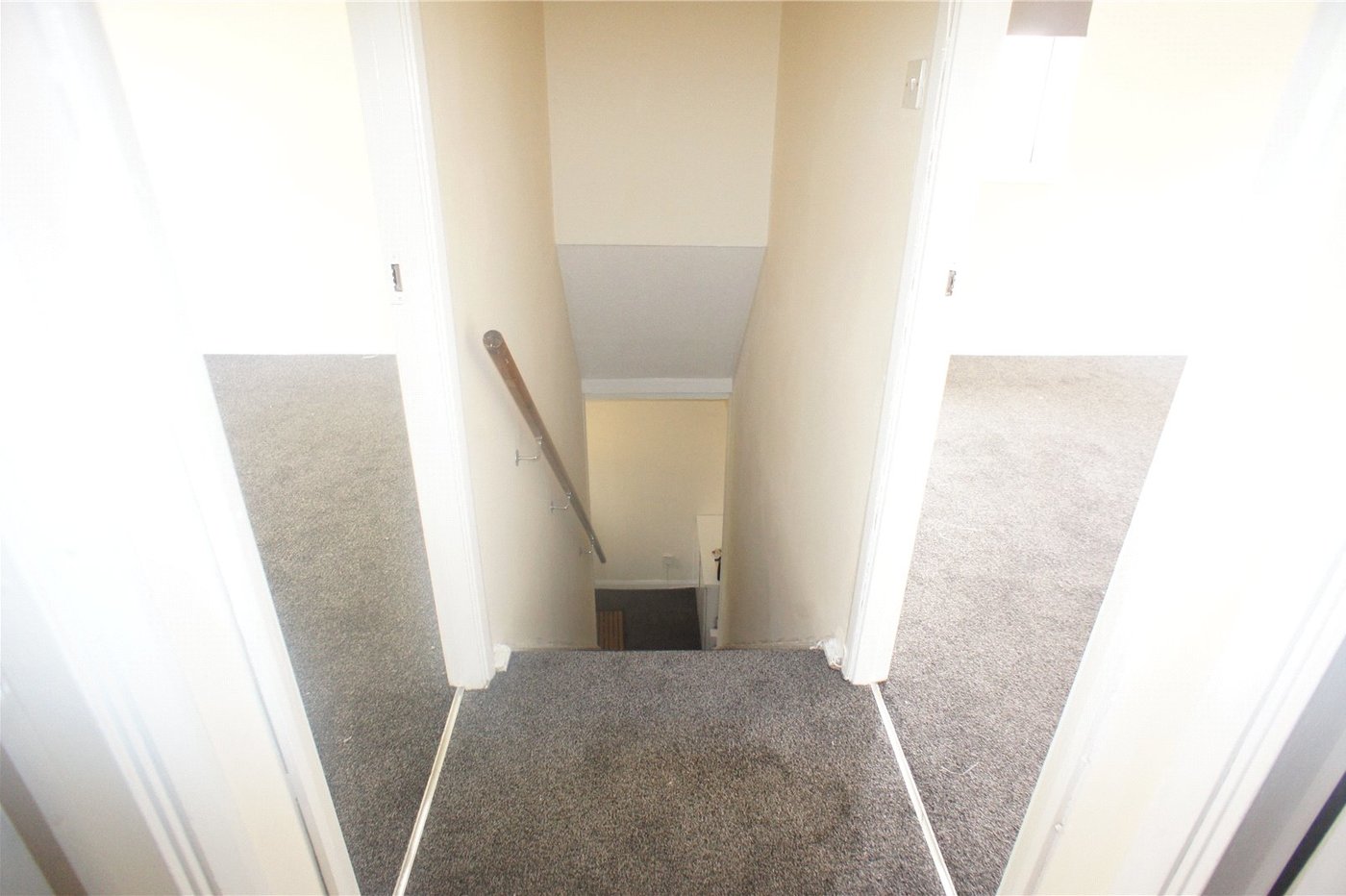 2 bedroom property for sale in Thamesmead | Robinson Jackson