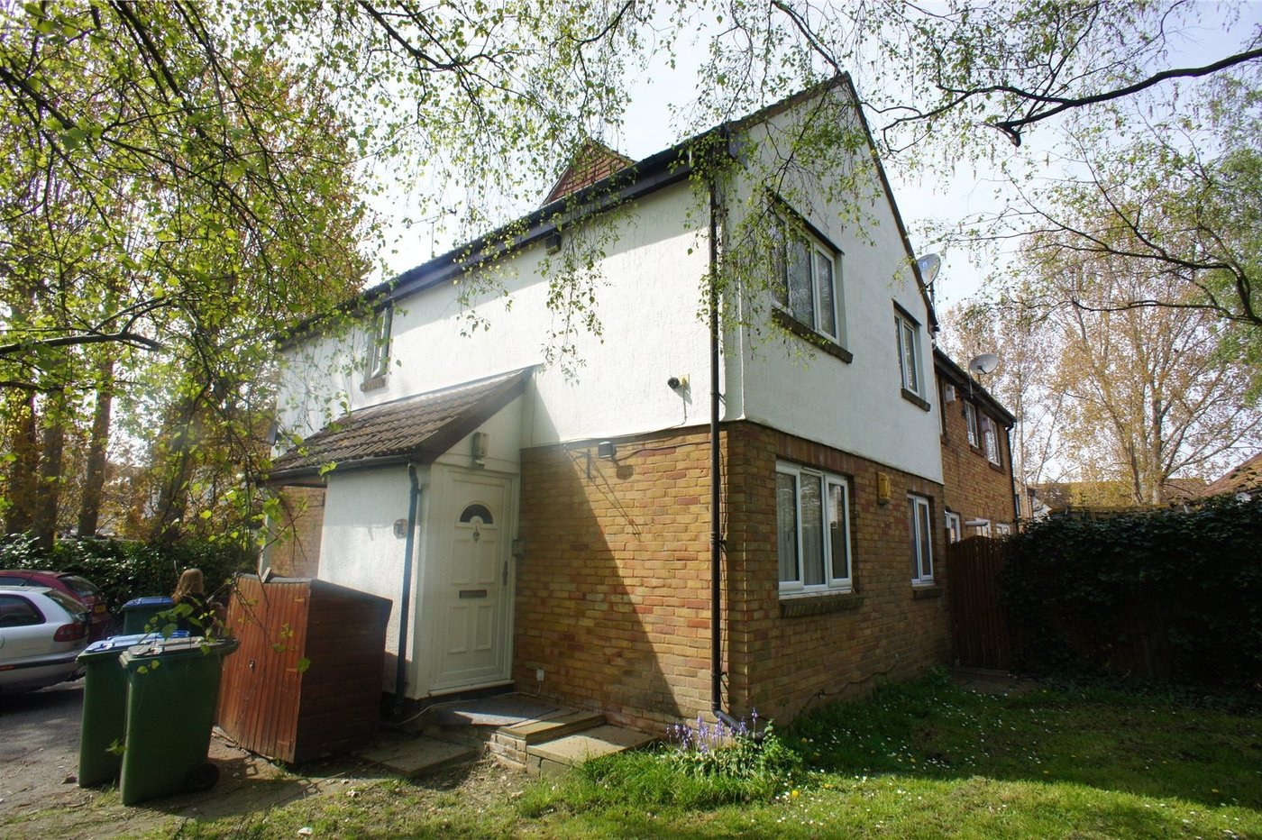 2 bedroom property for sale in Thamesmead | Robinson Jackson