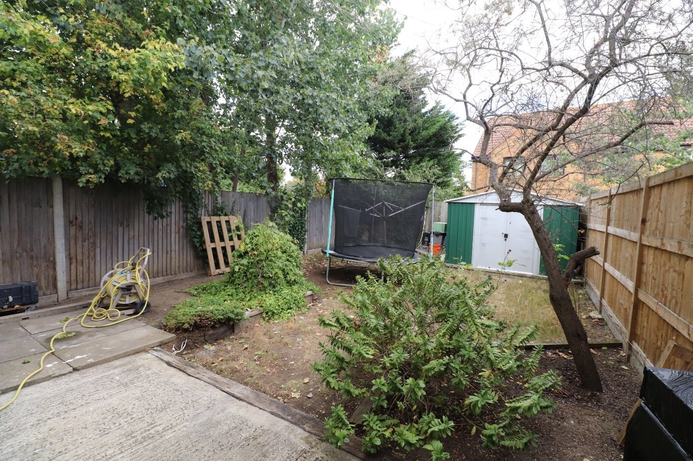 2 bedroom house for sale in Thamesmead | Robinson Jackson