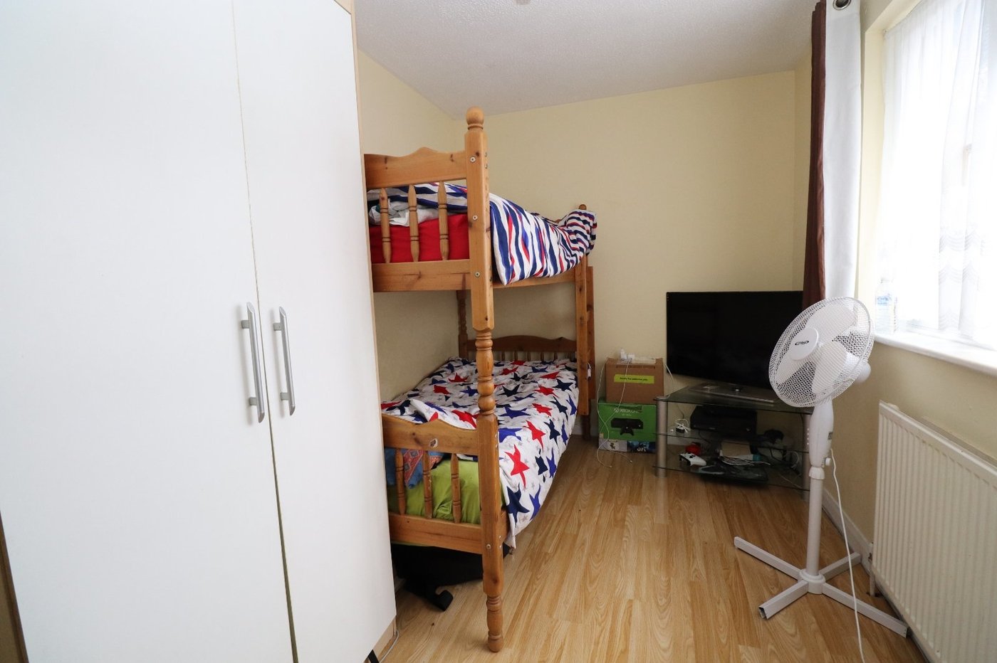 2 bedroom house for sale in Thamesmead | Robinson Jackson