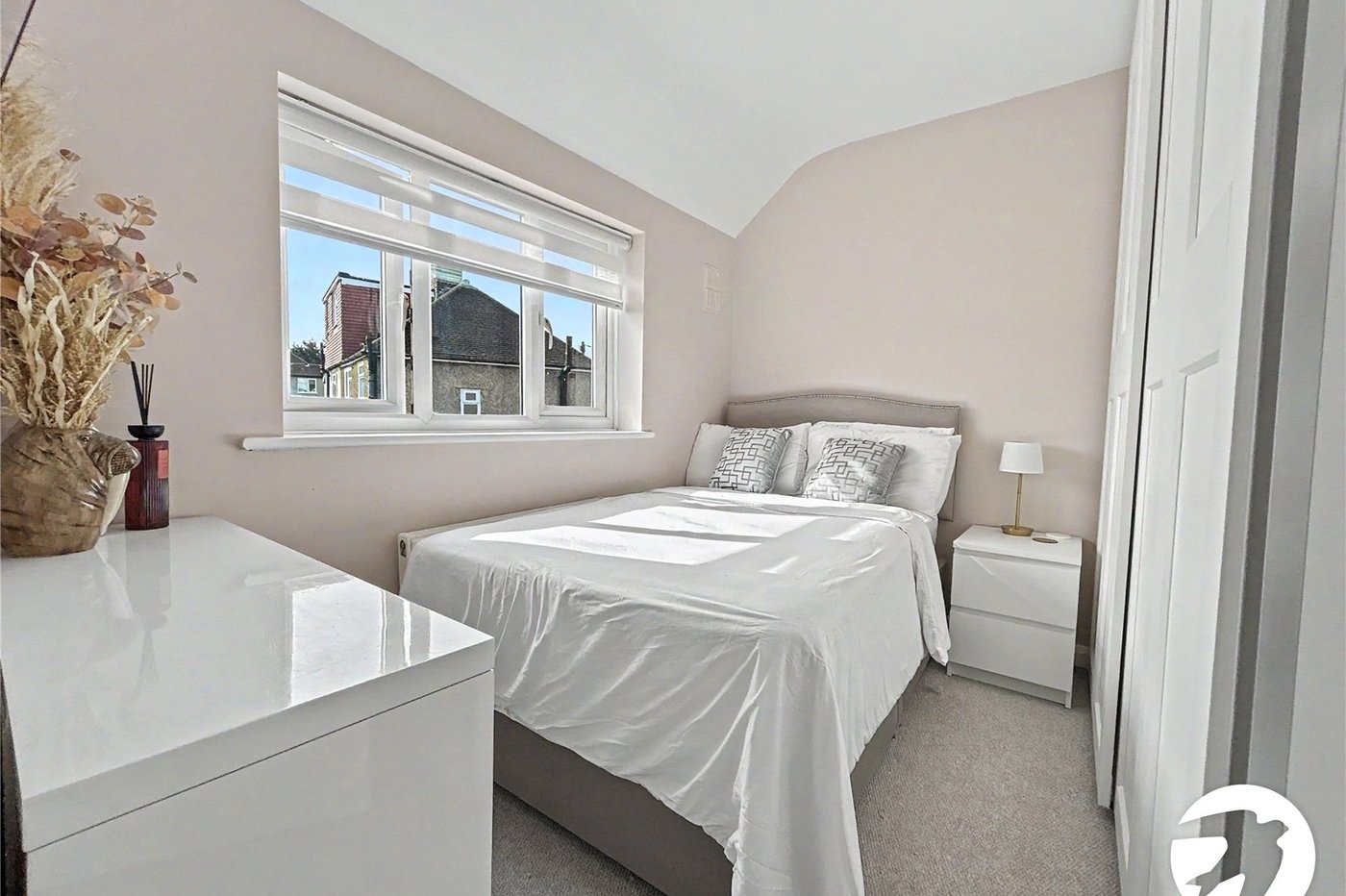 3 bedroom house for sale in Sidcup | Robinson Jackson