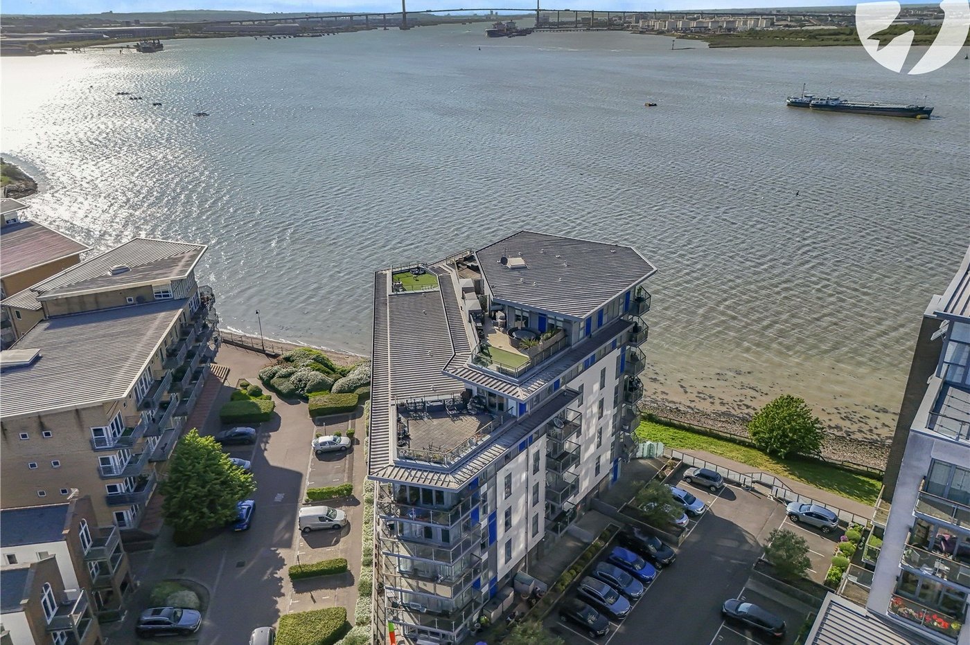 2 bedroom property for sale in Carmichael Avenue | Robinson Jackson