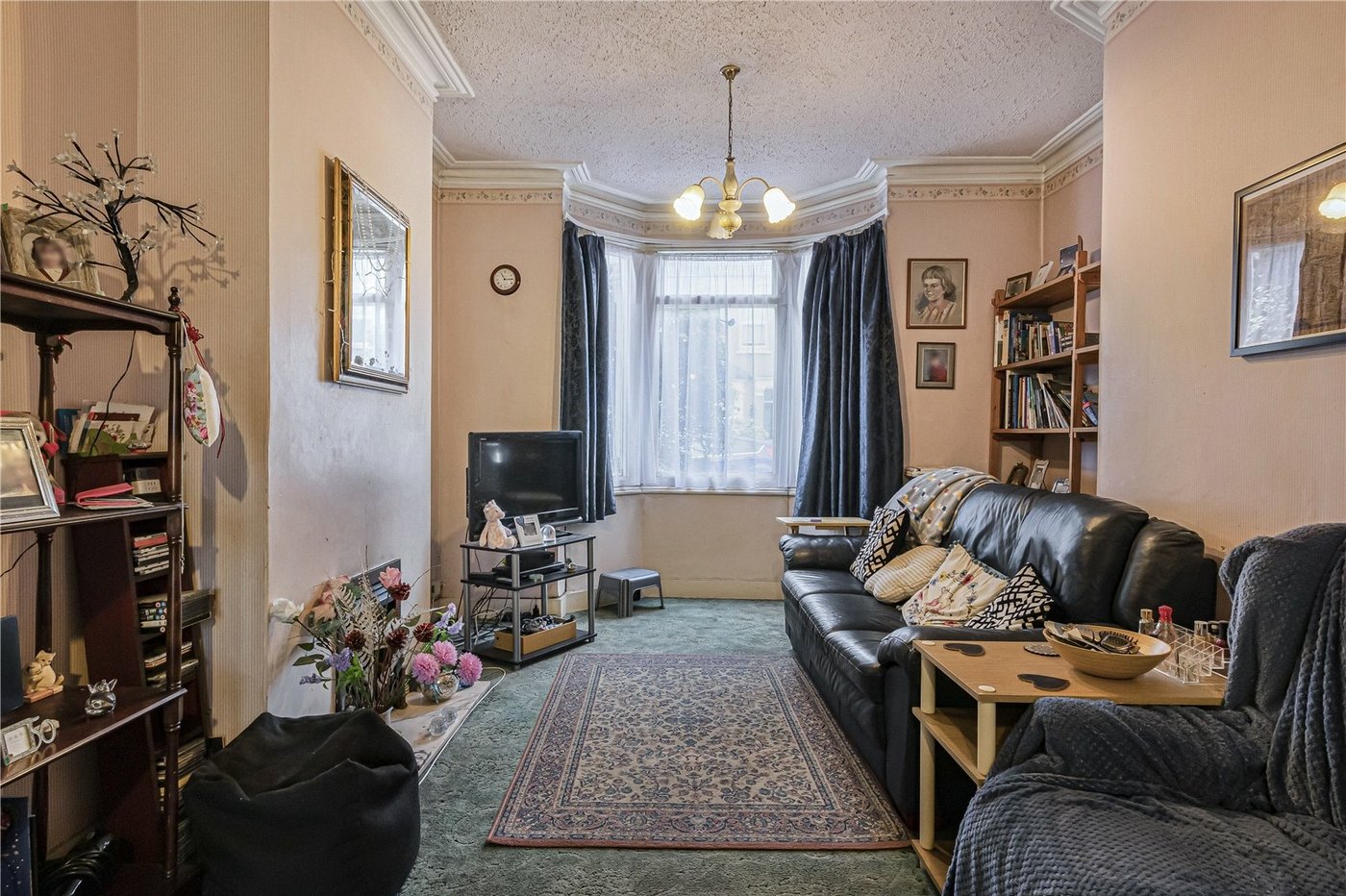 2 bedroom house to rent in Welling | Robinson Jackson