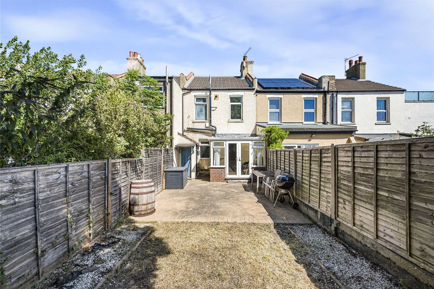 2 bedroom house for sale in Welling | Robinson Jackson