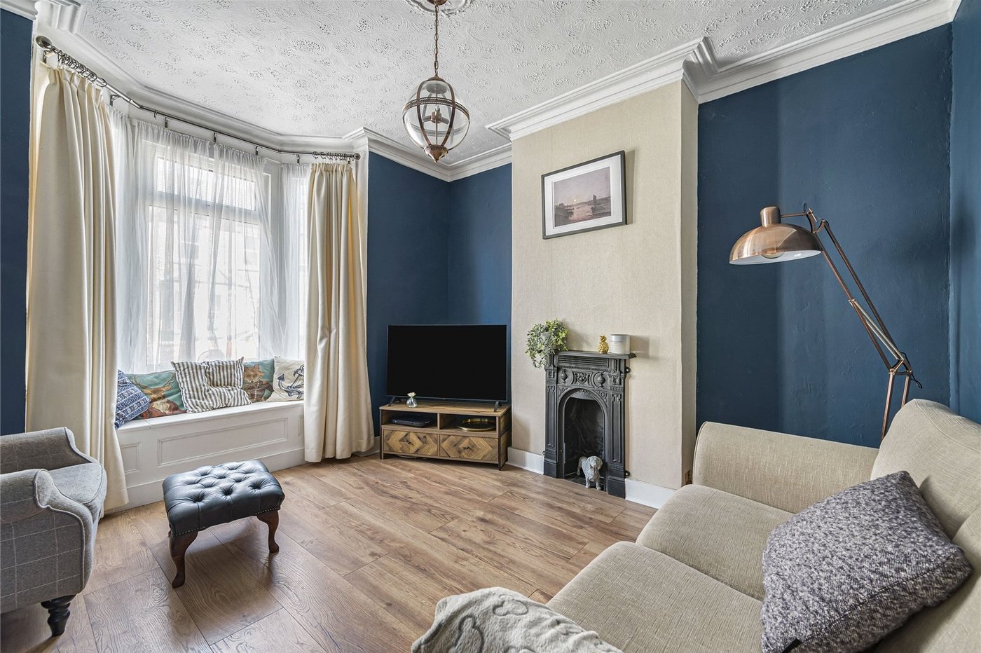 2 bedroom house for sale in Welling | Robinson Jackson