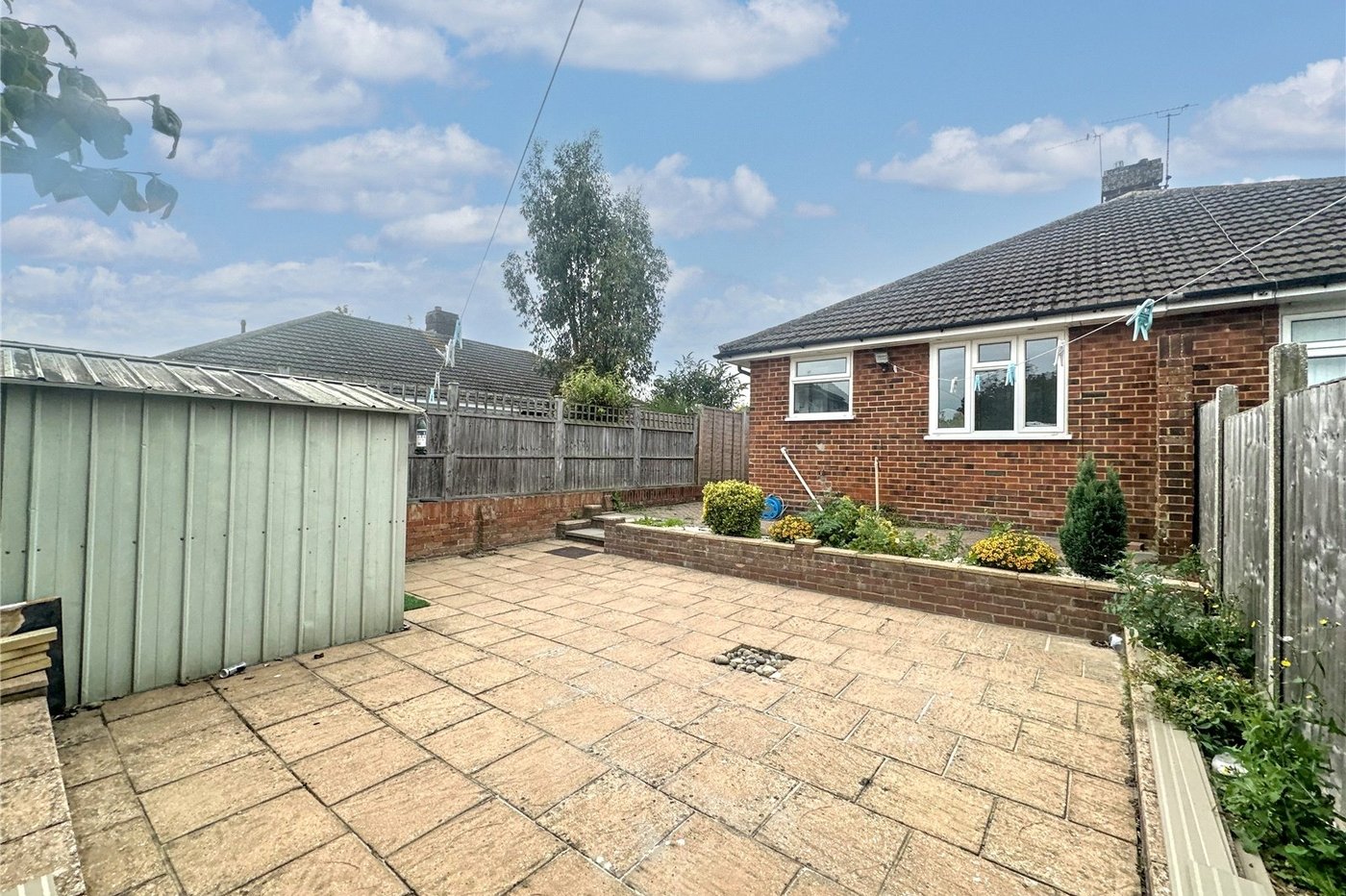 1 bedroom bungalow for sale in Rainham | Robinson Michael & Jackson