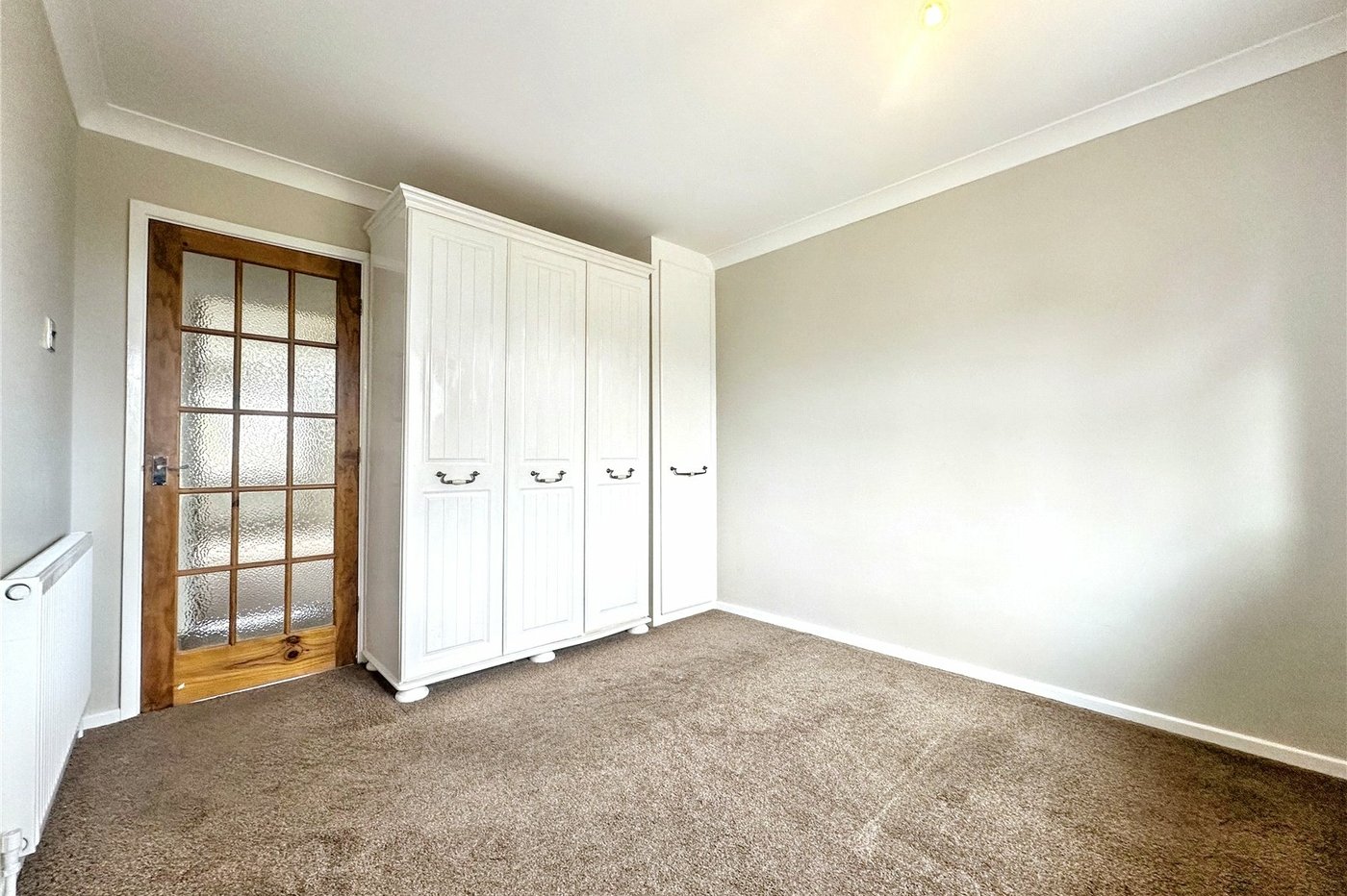 1 bedroom bungalow for sale in Rainham | Robinson Michael & Jackson