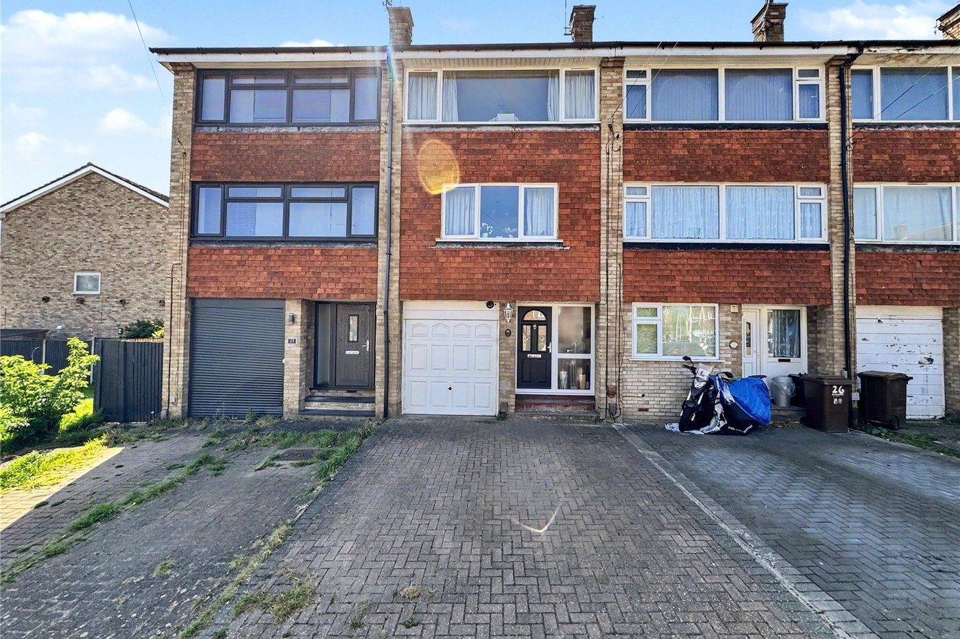 4 bedroom property for sale in Rainham | Robinson Michael & Jackson
