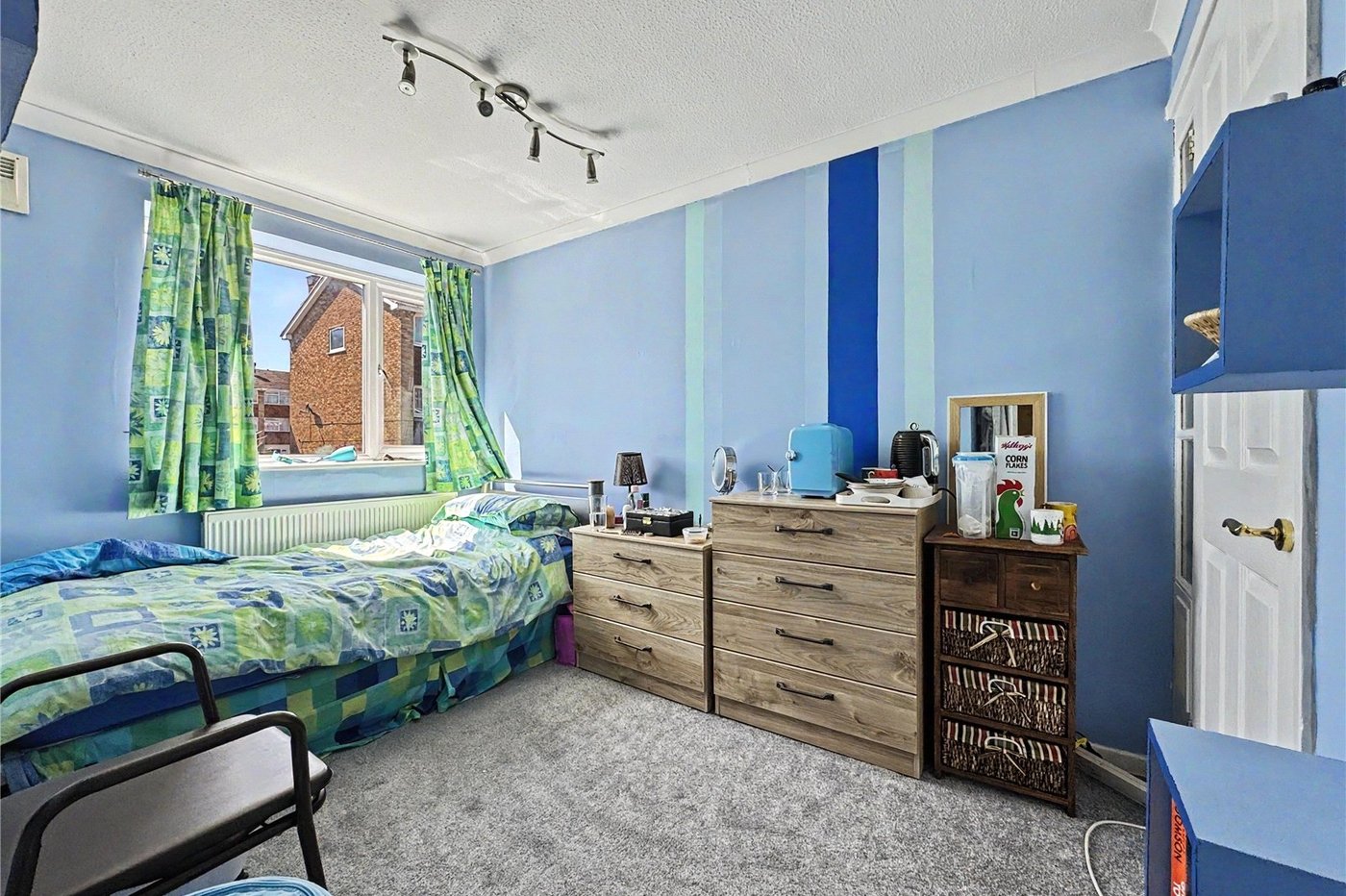 4 bedroom property for sale in Rainham | Robinson Michael & Jackson