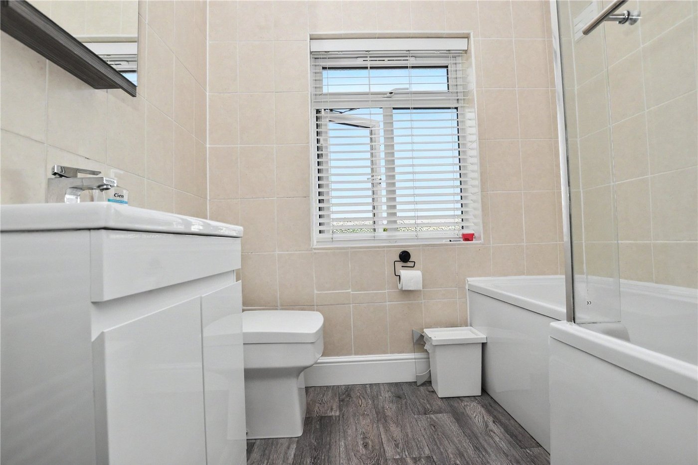 4 bedroom house for sale in Bexleyheath | Robinson Jackson