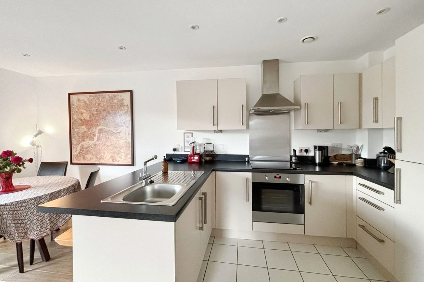 2 bedroom property for sale in Bexley | Robinson Jackson