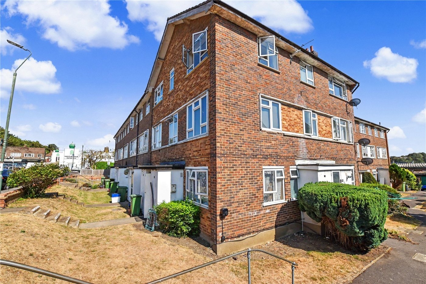 2 bedroom property for sale in Crayford | Robinson Jackson