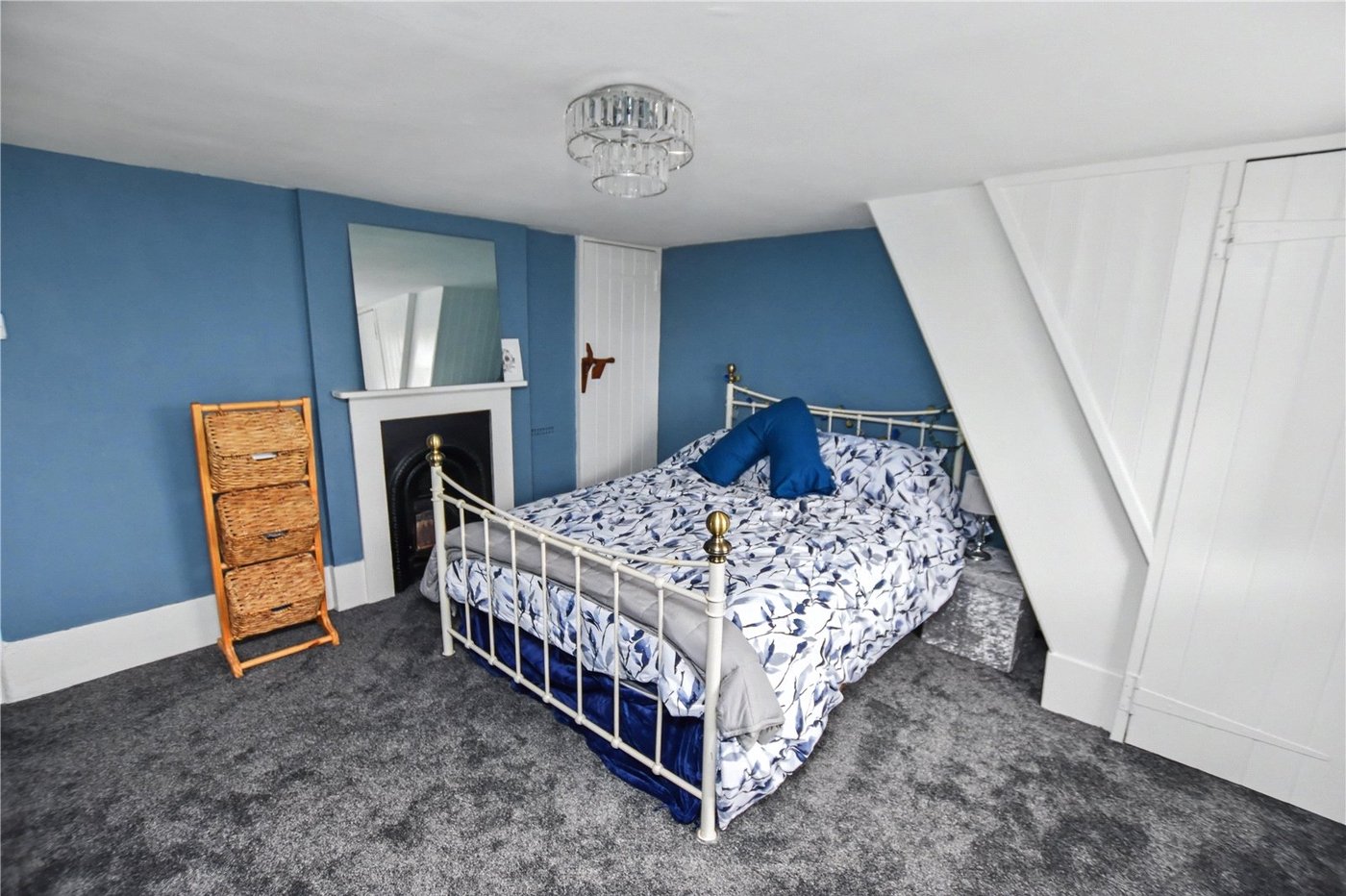 3 bedroom house for sale in Crayford | Robinson Jackson
